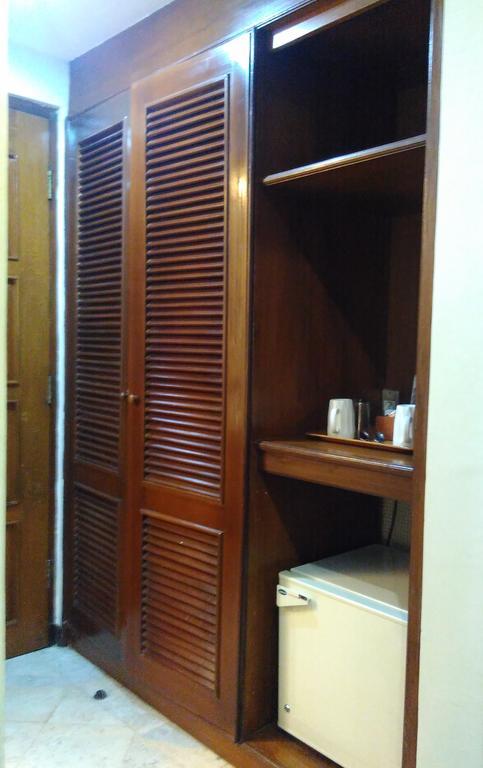 Grand Legi Hotel Mataram Buitenkant foto